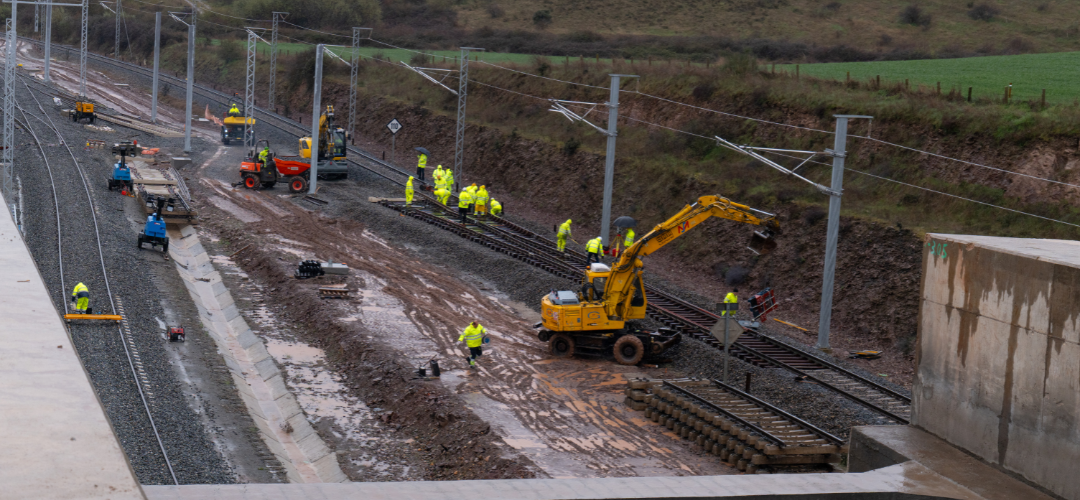 ZALDESA ejecuta con éxito el “pinchazo” ferroviario que lo conecta a la línea Salamanca–Fuentes de Oñoro
